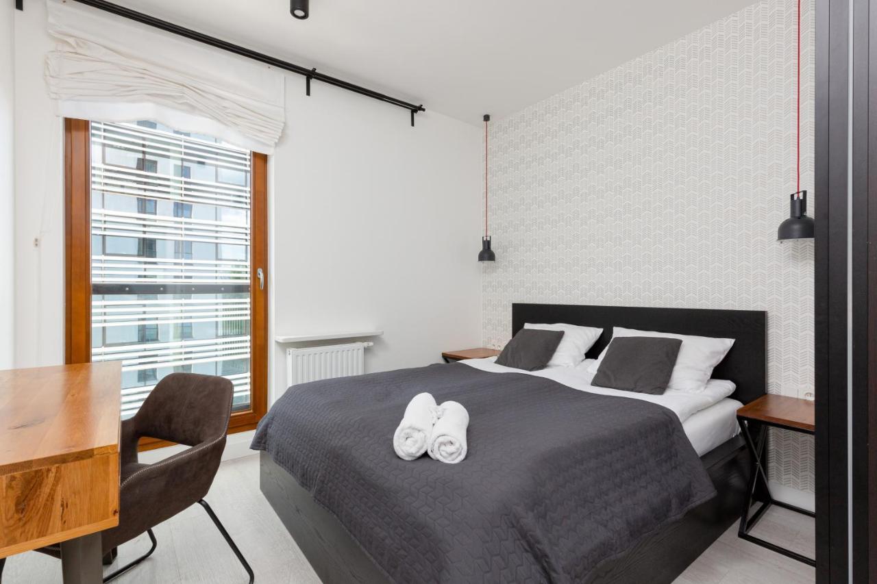 City Center Apartments Grzybowska With Parking By Noclegi Renters Warschau Buitenkant foto